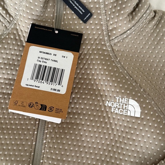 The North Face Women's DotKnit Thermal 1/4 Zip - Picture 3 of 8